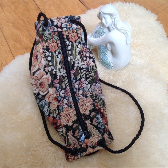 Bag - Picture 3 of 6